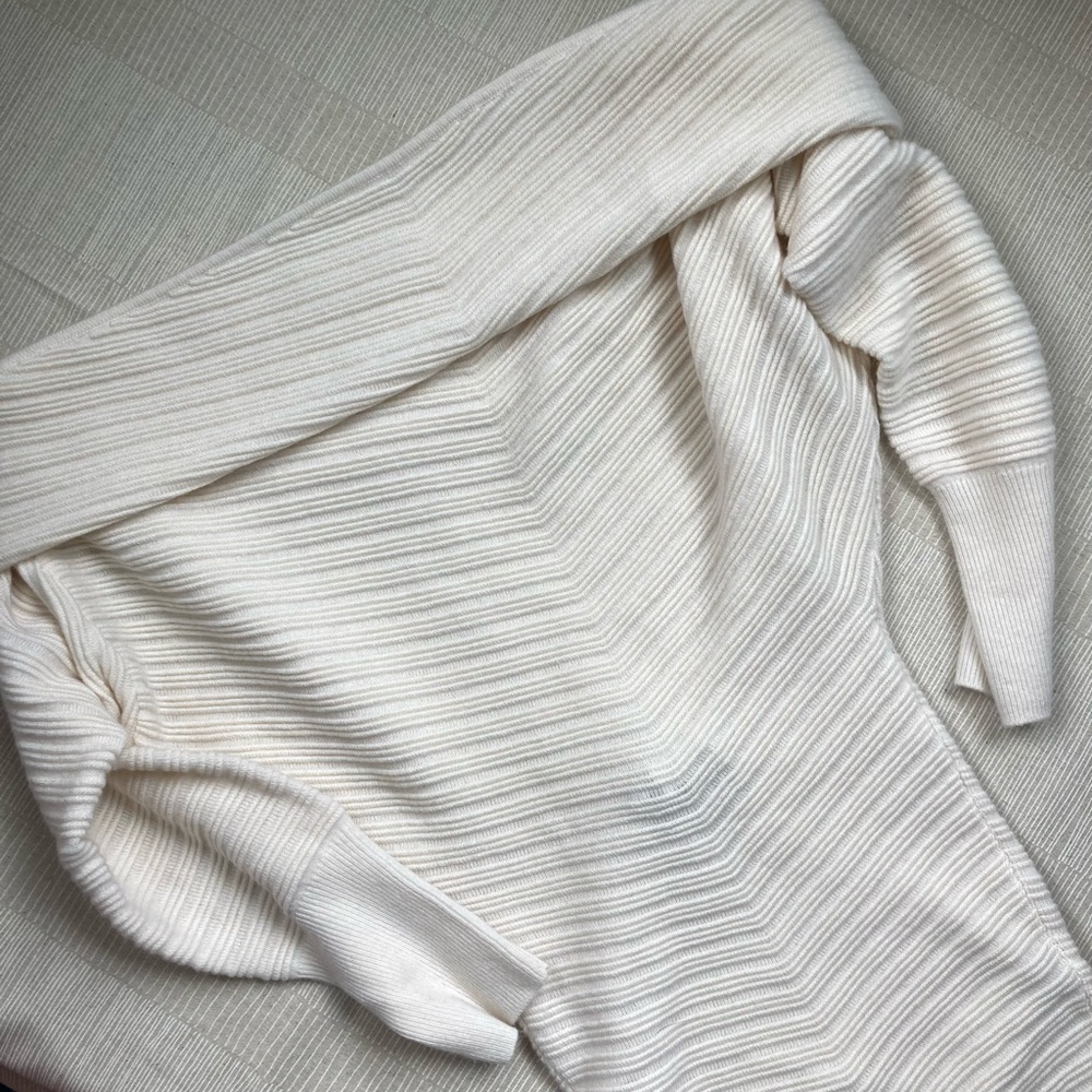 Nordstrom Signature Cashmere sweater